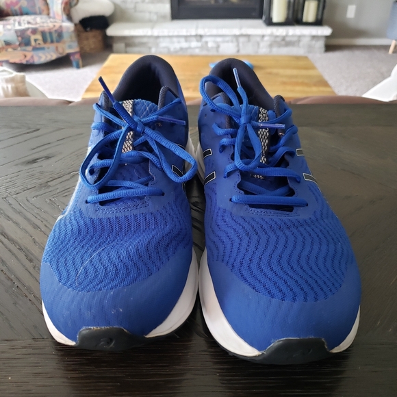 Men's ASICS Patriot 12 Running Shoes -13 - Picture 2 of 7